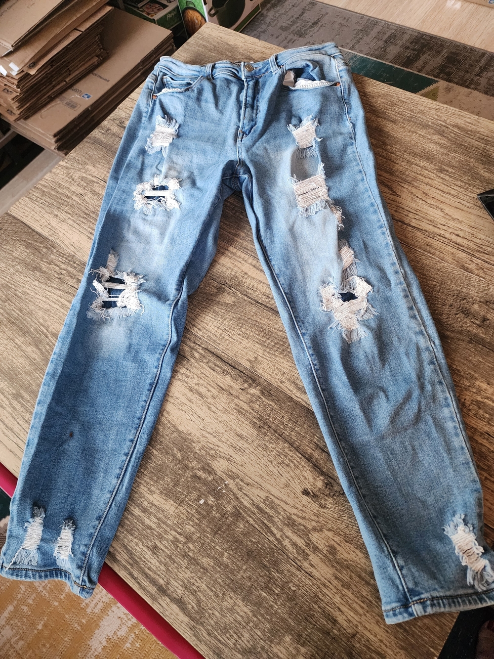 Wax Jean Distressed Light Wash Slim Straight Jeans 13/31